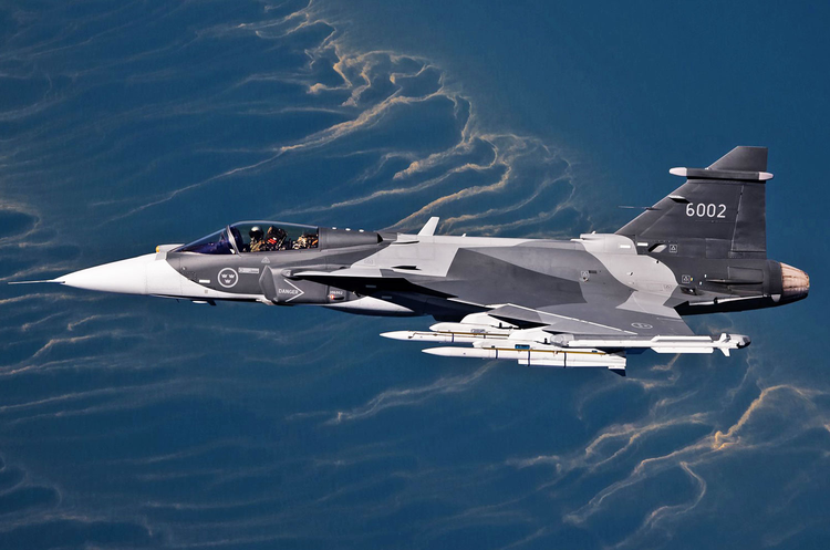 Швеція розглядає запит України на передачу винищувачів Gripen Швеція розглядає запит України на передачу винищувачів Gripen