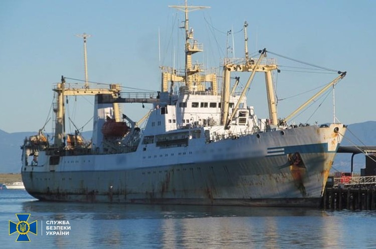 SBU jointly with Spanish law enforcers blocks russian attempts to seize Ukrainian vessels SBU jointly with Spanish law enforcers blocks russian attempts to seize Ukrainian vessels