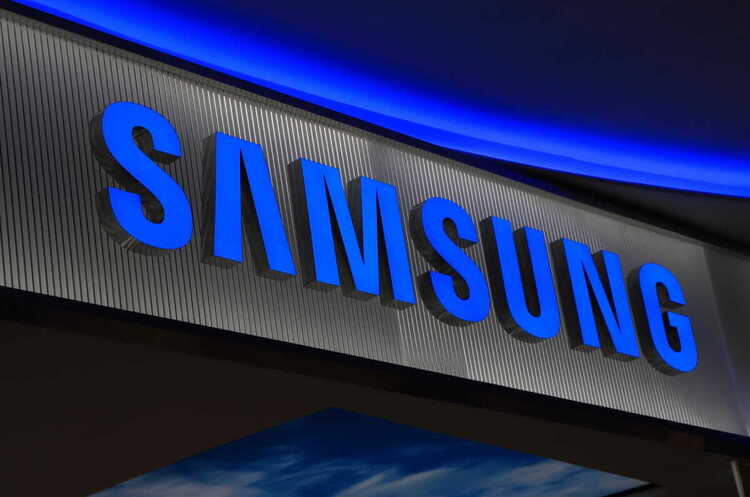 Samsung оголосила про плани залучити $3 млрд інвестицій – Reuters Samsung оголосила про плани залучити $3 млрд інвестицій – Reuters