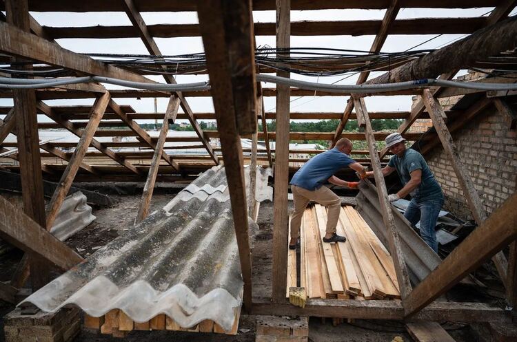136 houses damaged by russians restored in Kharkiv 136 houses damaged by russians restored in Kharkiv