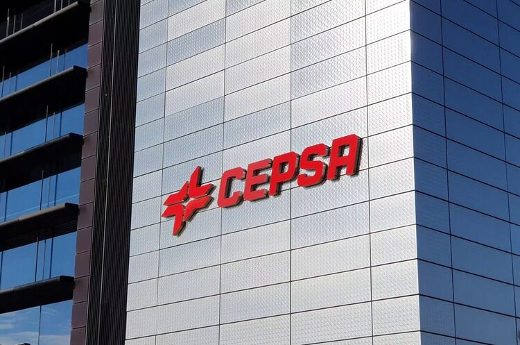 Іспанська Cepsa планує інвестувати понад $3,8 млрд у відновлювану енергетику та мобільність до 2027 року Іспанська Cepsa планує інвестувати понад $3,8 млрд у відновлювану енергетику та мобільність до 2027 року