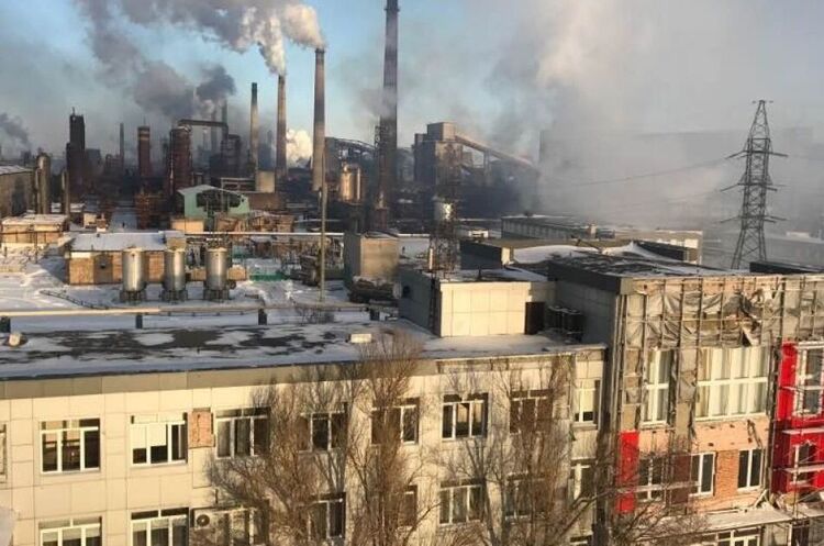 Ілюстративне фото Росіяни обстріляли найбільший в Україні коксохімічний завод в Авдіївці