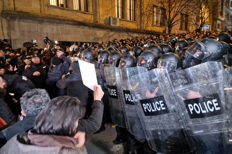 Грузинська поліція затримала 66 протестувальників за «дрібне хуліганство»