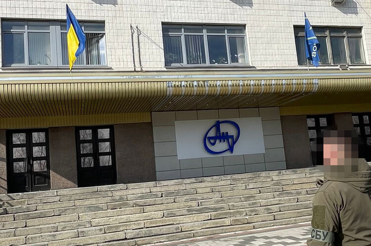 СБУ повідомила про підозру екскерівникам ДП «Антонов», чиї дії призвели до знищення «Мрії» СБУ повідомила про підозру екскерівникам ДП «Антонов», чиї дії призвели до знищення «Мрії»