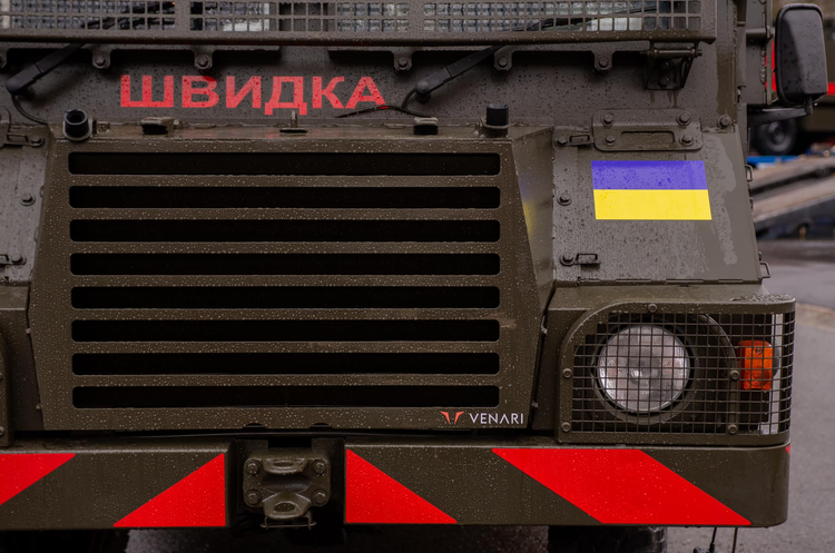 До України прямують 8 броньованих автомобілів швидкої допомоги від Люксембургу До України прямують 8 броньованих автомобілів швидкої допомоги від Люксембургу