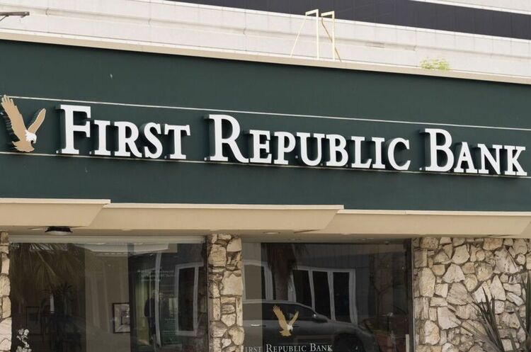 Акції First Republic Bank зросли за добу на 27%