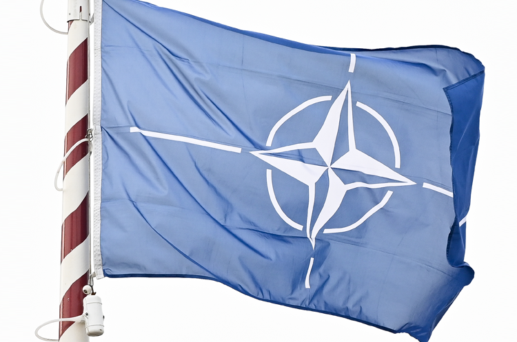 НАТО розглядає розміщення близько 300 000 військових на кордоні з рф – ЗМІ