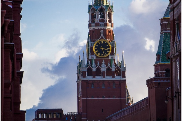 Співробітникам Кремля заборонили користуватися айфонами – ЗМІ