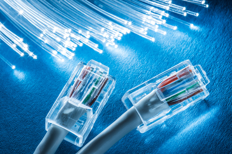 Over UAH 83 billion in revenue, almost 27 million 4G subscribers, and 5,544 complaints. And 15 more interesting facts from the telecoms regulator's report