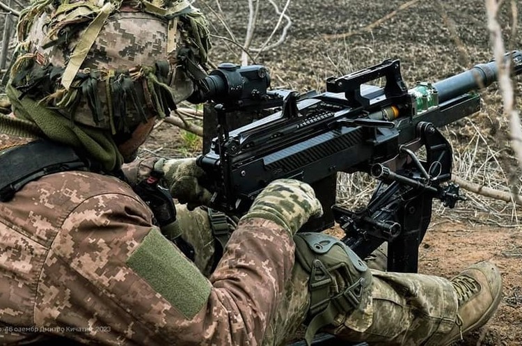 Захисники України ліквідували 730 ворогів за добу Захисники України ліквідували 730 ворогів за добу
