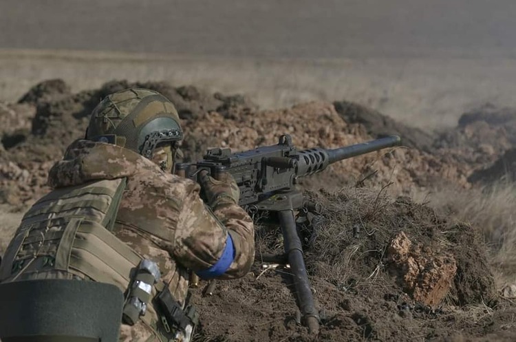 Захисники України ліквідували 620 ворогів за добу Захисники України ліквідували 620 ворогів за добу