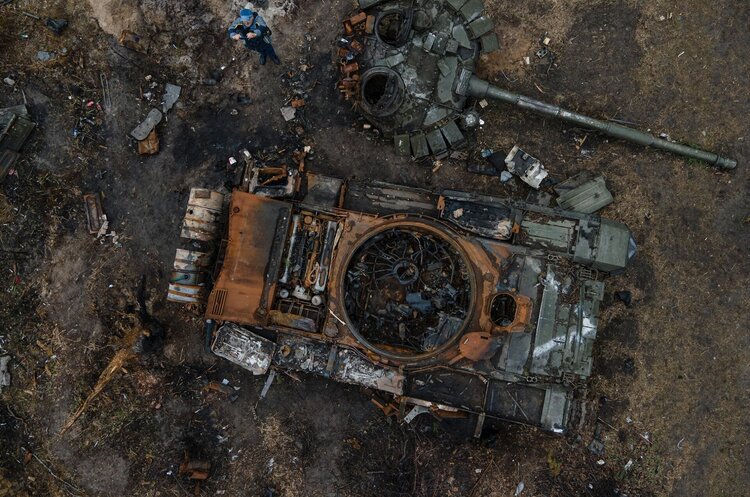 Оборонці знищили 6 артсистем, 2 танки та 1 РСЗВ ворога Оборонці знищили 6 артсистем, 2 танки та 1 РСЗВ ворога