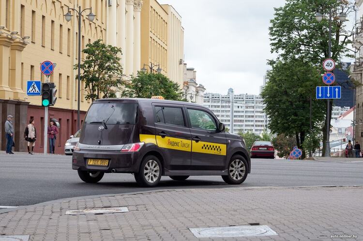 Uber позбувся частки у групі «Яндекс.Таксі» Uber позбувся частки у групі «Яндекс.Таксі»