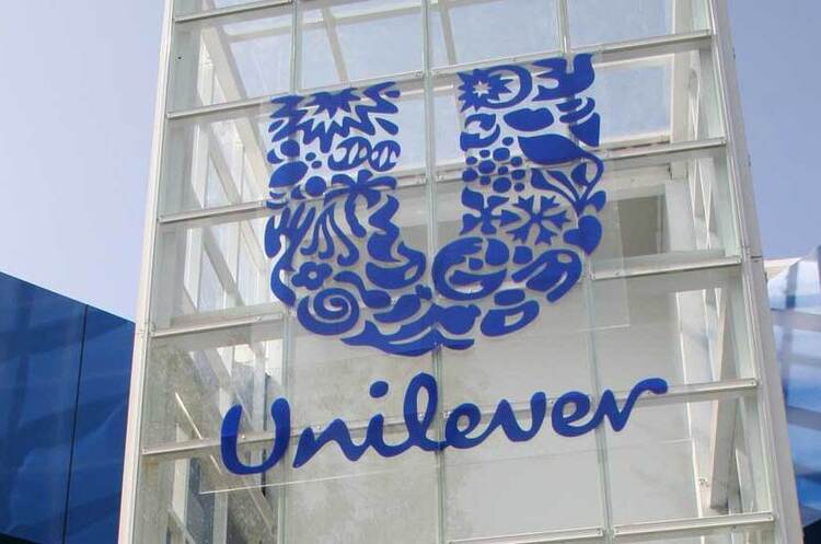 фото DR Unilever продовжує заробляти гроші в росії і за 2022 рік збільшила чистий прибуток вдвічі