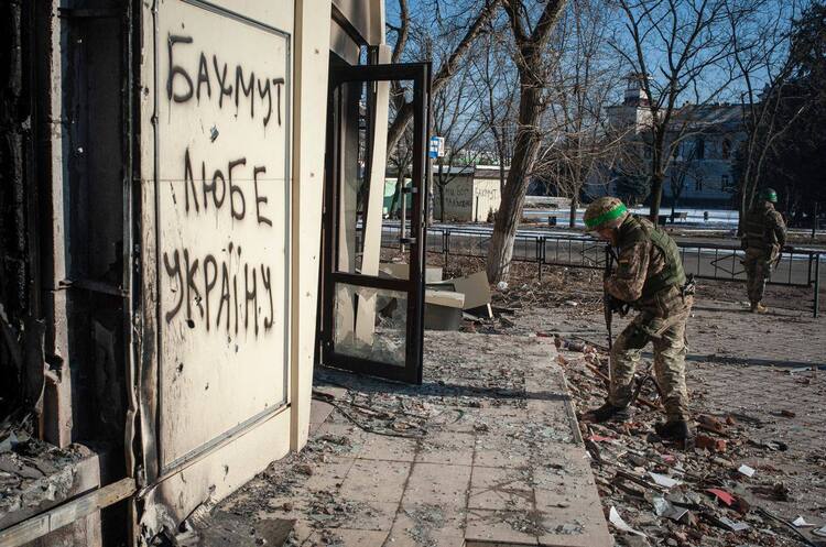 фото DR Пригожин пригрозив Шойгу вивести “пвк вагнер” із Бахмута, якщо їм не дадуть боєприпаси