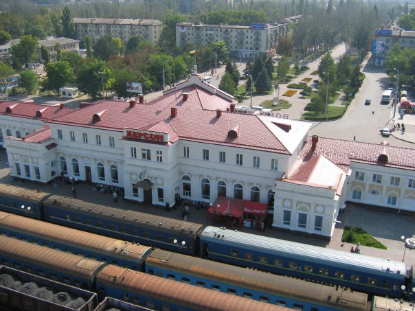 Зображення ілюстративне ОНОВЛЕНО: Обстріл Херсона продовжується – окупанти вдарили по залізничному вокзалу