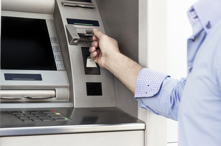 Wartime finmonitoring: Whose payments do banks block most often?