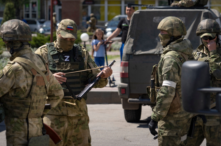 Окупанти почали вивозити жителів Енергодара до Бердянська і Приморська Окупанти почали вивозити жителів Енергодара до Бердянська і Приморська