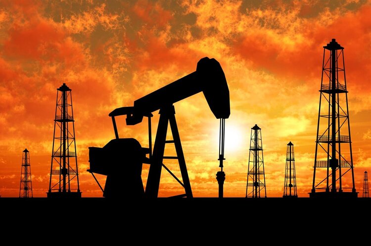 Ціни на нафту знижуються на тлі обережної торгівлі напередодні даних по інфляції в США Ціни на нафту знижуються на тлі обережної торгівлі напередодні даних по інфляції в США