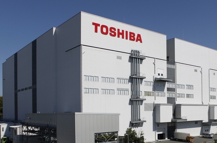 Toshiba співпрацює з інвесторами з метою пришвидшити викуп за $15 млрд Toshiba співпрацює з інвесторами з метою пришвидшити викуп за $15 млрд