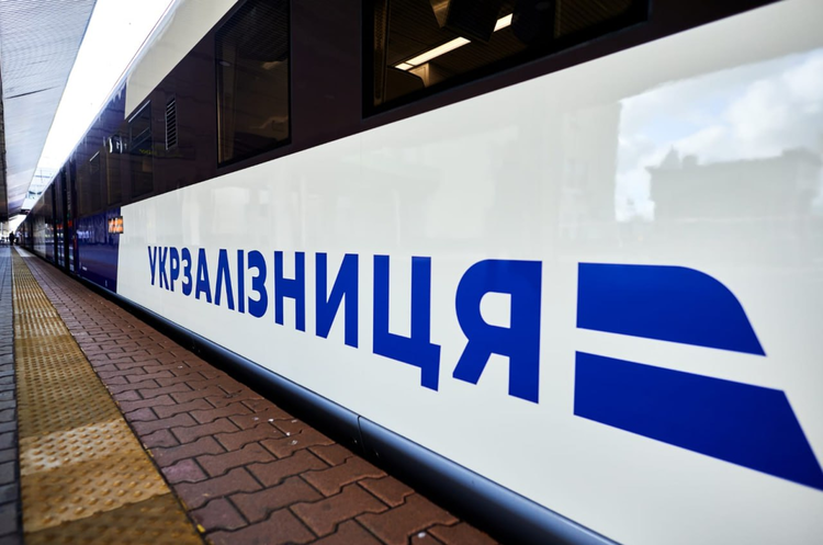 «Укрзалізниця» відремонтувала колії на Хмельниччині на наступний день після обстрілу «Укрзалізниця» відремонтувала колії на Хмельниччині на наступний день після обстрілу