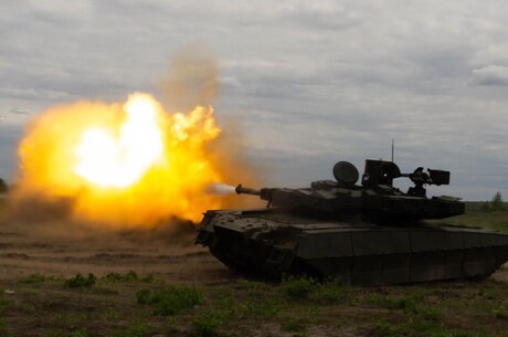 Танк 	«Оплот»: коли на фронті може з'явитись українська бойова машина