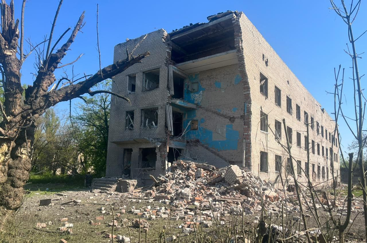 Окупанти завдали ракетного удару по лікарні в Авдіївці Окупанти завдали ракетного удару по лікарні в Авдіївці
