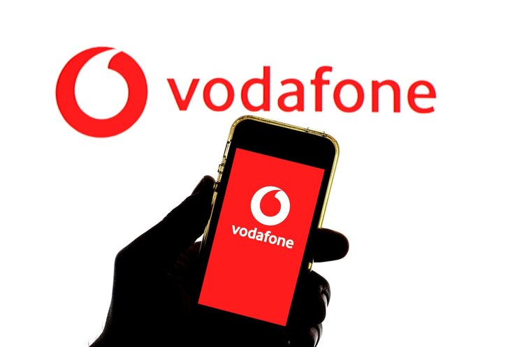 Vodafone скоротить 11 000 робочих місць, щоб заощадити 250 млн євро Vodafone скоротить 11 000 робочих місць, щоб заощадити 250 млн євро
