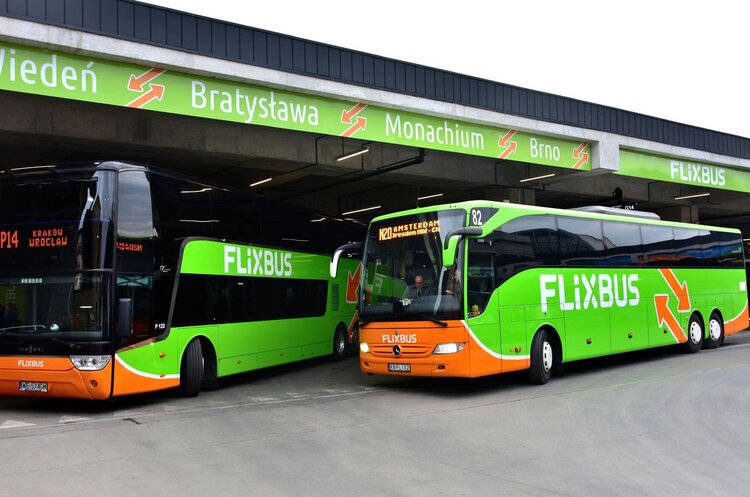 Автобусний перевізник FlixBus запускає новий рейс із Києва до аеропортів Варшави Автобусний перевізник FlixBus запускає новий рейс із Києва до аеропортів Варшави