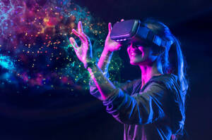 Meta        Magic Leap