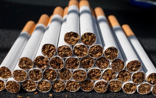 Депутати Ради пропонують обмежити продаж сигарет у duty free