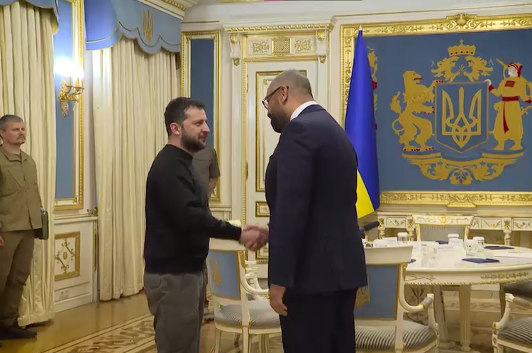 Зеленський зустрівся із британським держсекретарем у закордонних справах Зеленський зустрівся із британським держсекретарем у закордонних справах