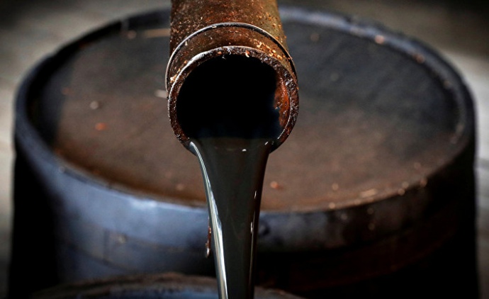 Ф'ючерси на нафту WTI опустилися до $71 за барель