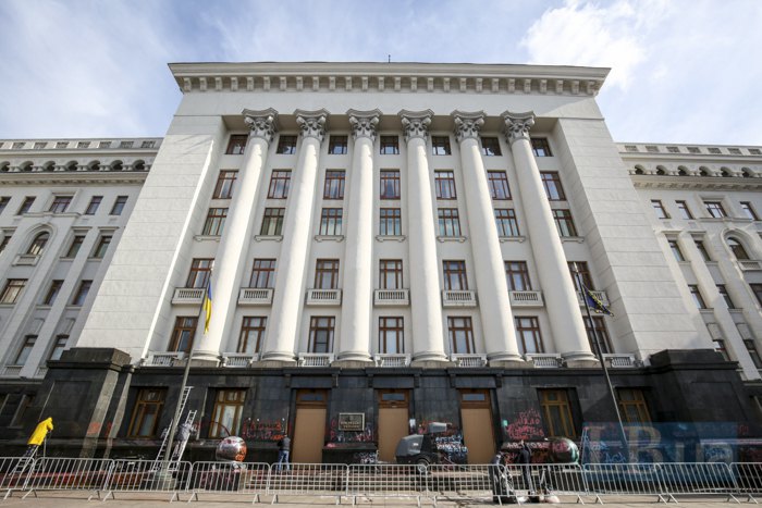 Окупанти обстріляли цивільних під час евакуації на Херсонщині - Єрмак Окупанти обстріляли цивільних під час евакуації на Херсонщині - Єрмак