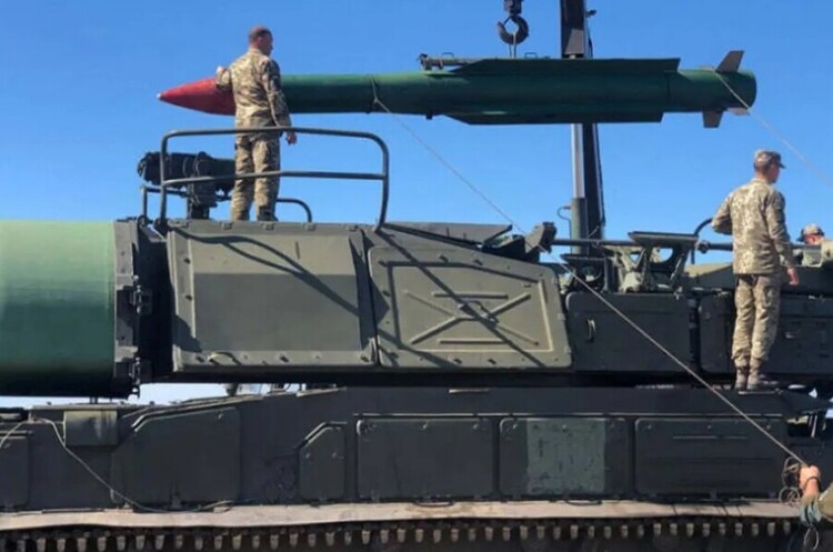 Partners at the Ramstein meeting to consider supplying Ukraine with air defence systems, artillery and ammunition Partners at the Ramstein meeting to consider supplying Ukraine with air defence systems, artillery and ammunition