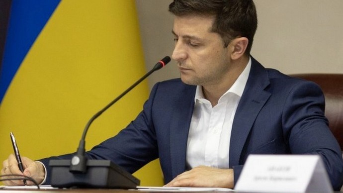 Зеленський підписав закон про допвиплати політв’язням часів СРСР за особливі заслуги перед Україною Зеленський підписав закон про допвиплати політв’язням часів СРСР за особливі заслуги перед Україною