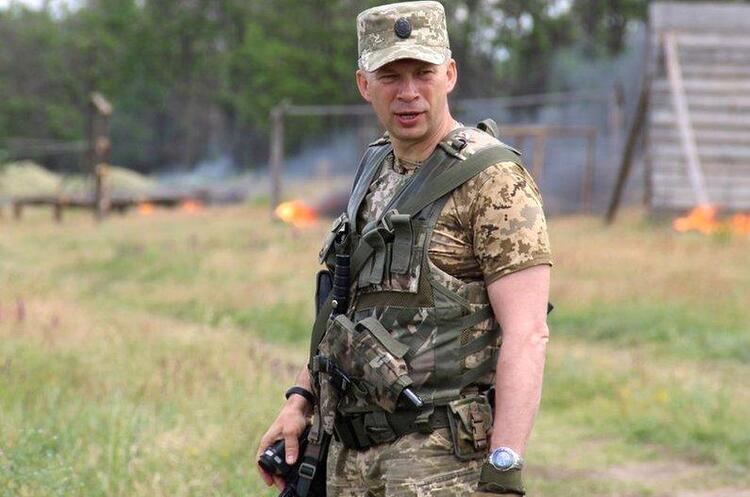 Олександр Сирський Генерал Сирський: Україна ще не задіяла в контрнаступі основні сили