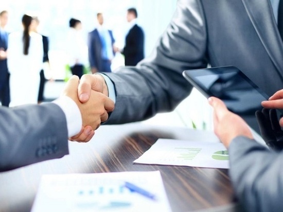 PacWest продає портфель кредитів, забезпечених активами, на суму $3,5 млрд компанії Ares PacWest продає портфель кредитів, забезпечених активами, на суму $3,5 млрд компанії Ares
