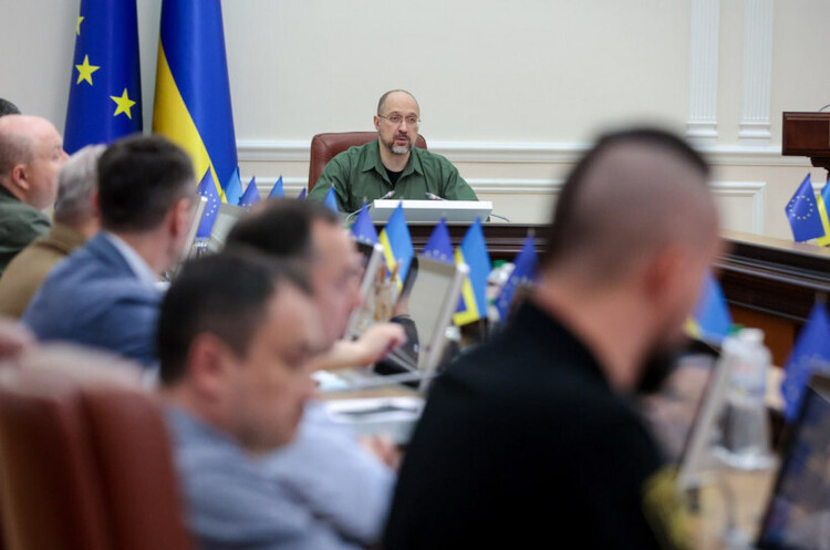 Кабмін оголосив догану меру Києва Кличку та керівнику КМВА Попку Кабмін оголосив догану меру Києва Кличку та керівнику КМВА Попку