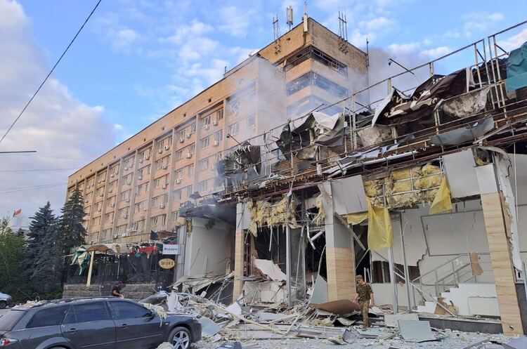 фото https://t.me/pavlokyrylenko_donoda ОНОВЛЕНО: росія вдарила по центру Краматорська, є жертви