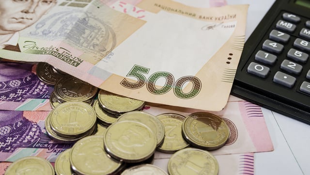Кабмін пропонує виплачувати пенсії українцям із трудовим стажем за кордоном – Мельничук Кабмін пропонує виплачувати пенсії українцям із трудовим стажем за кордоном – Мельничук