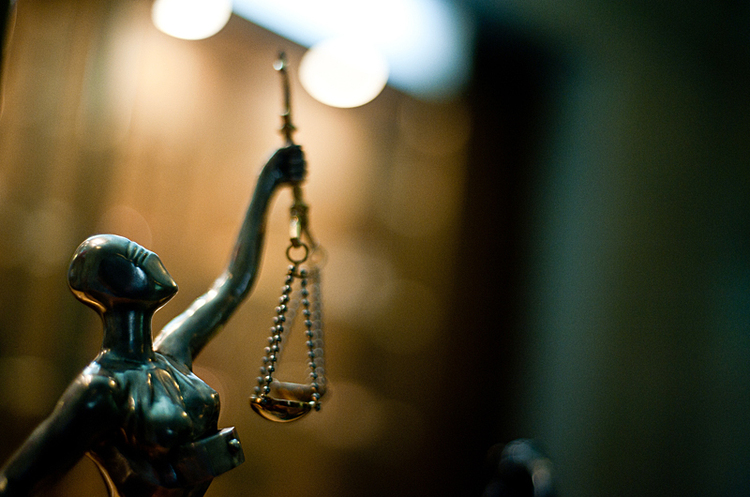 Комерційний директор Павлоградського хімзаводу отримав 4 роки позбавлення волі Комерційний директор Павлоградського хімзаводу отримав 4 роки позбавлення волі