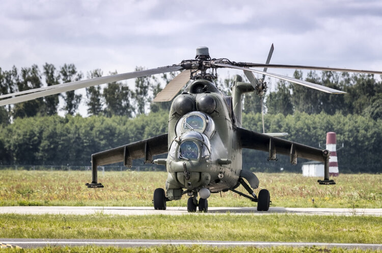 Poland secretly transfers about ten Mi-24 helicopters to Ukraine – WSJ Poland secretly transfers about ten Mi-24 helicopters to Ukraine – WSJ