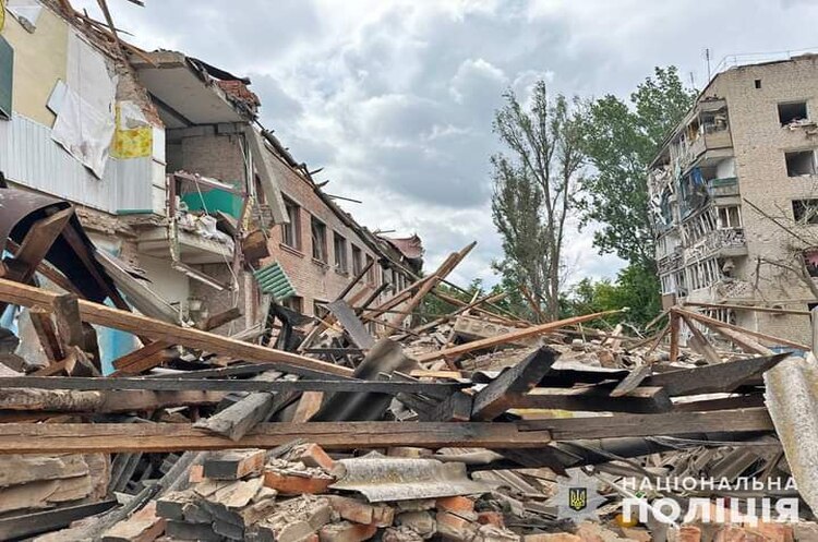 Occupiers attacked Or³khiv school in Zaporizhzhia Oblast during humanitarian aid distribution to citizens – Ministry of Internal Affairs Occupiers attacked Or³khiv school in Zaporizhzhia Oblast during humanitarian aid distribution to citizens – Ministry of Internal Affairs