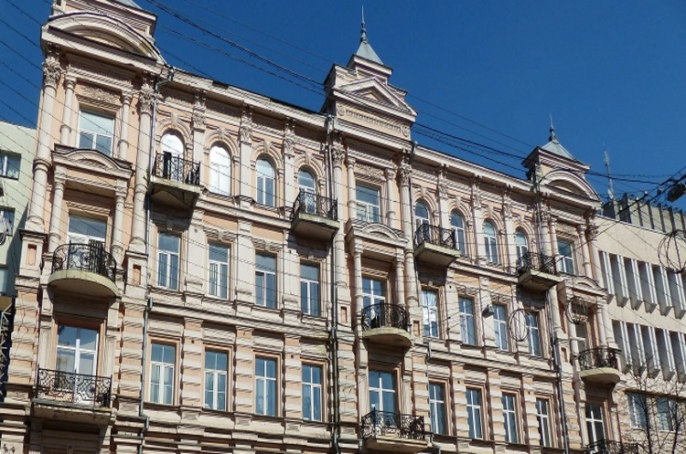 АМКУ дозволив придбати готель «Ермітаж» у центрі Києва бізнесмену Григор'єву АМКУ дозволив придбати готель «Ермітаж» у центрі Києва бізнесмену Григор'єву
