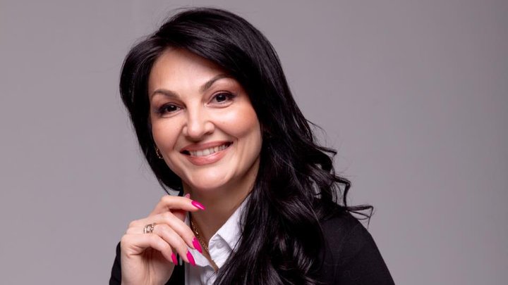 Нардепка Людмила Марченко Народній депутатці повідомили про підозру в отриманні $5000 за перетин кордону