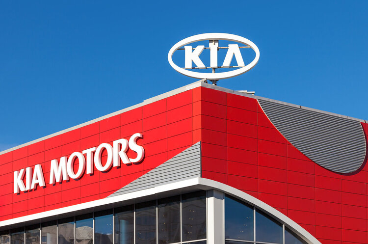 Kia   $200     ,       EV9