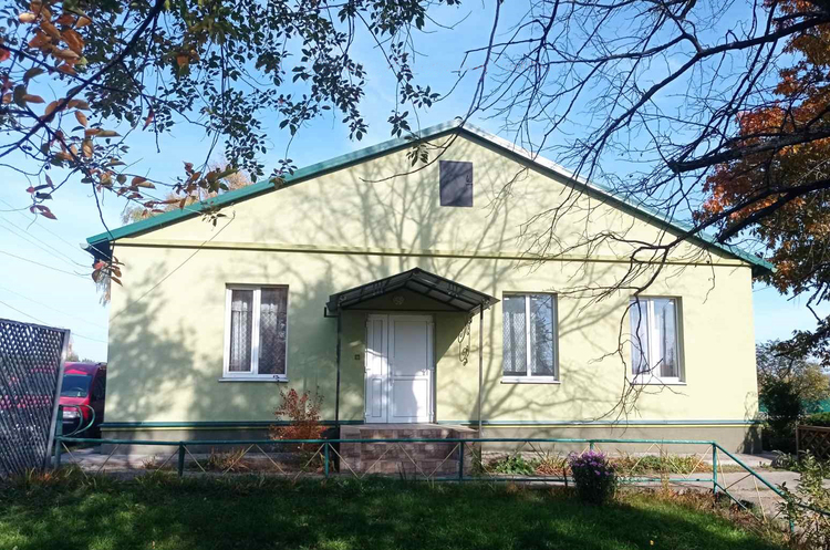 ФДМУ планує приватизувати будівлі столярного виробництва площею 4,3 тис. кв. м за 3 млн грн ФДМУ планує приватизувати будівлі столярного виробництва площею 4,3 тис. кв. м за 3 млн грн