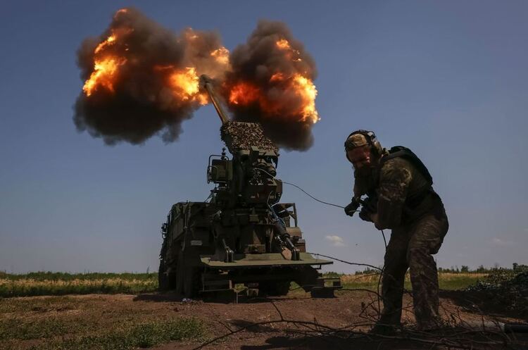 Зображення ілюстративне Оборонці знищили 2 засоби ППО, 5 танків та 24 артсистеми ворога за минулу добу