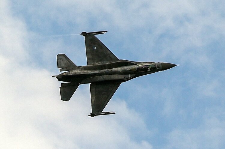 Air Force refutes information on the start of Ukrainian pilots' training on F-16s Air Force refutes information on the start of Ukrainian pilots' training on F-16s